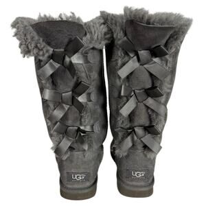 Ugg Bailey Bow Tie Boots  Women's Gray Size 6 Fur lined